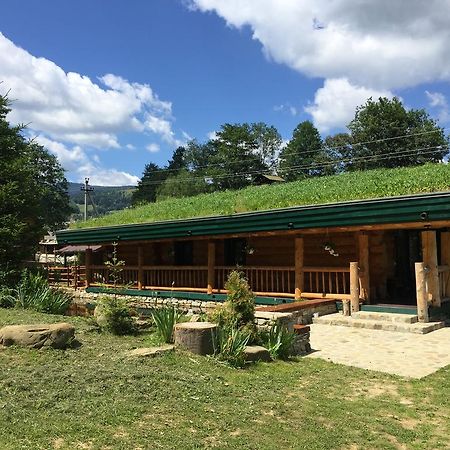 فيلا Eco House Butinar Kosmach المظهر الخارجي الصورة