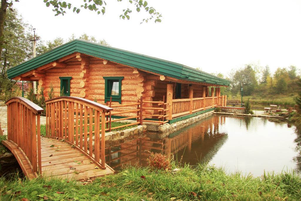 فيلا Eco House Butinar Kosmach المظهر الخارجي الصورة