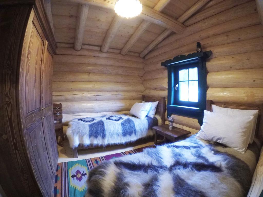 فيلا Eco House Butinar Kosmach المظهر الخارجي الصورة